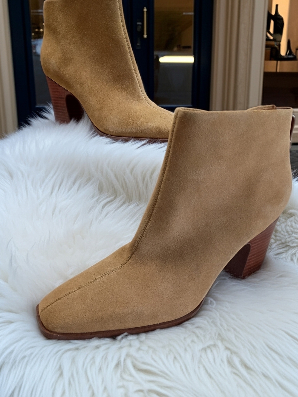 New SARTO By Franco Sarto Jerilyn Tan Suede Ankle Block Heel Booties 11M